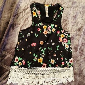 Girls tank top, size Small